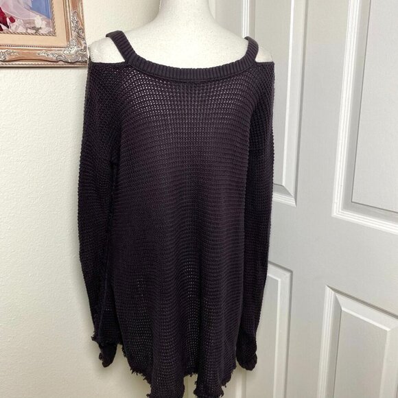 Free People Size Small Charcoal Moonshine Cold Shoulder V-Neck Sweater - Picture 6 of 11